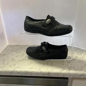 Women’s Slip On Walking Cradles Shoes Black 10w Wide‎